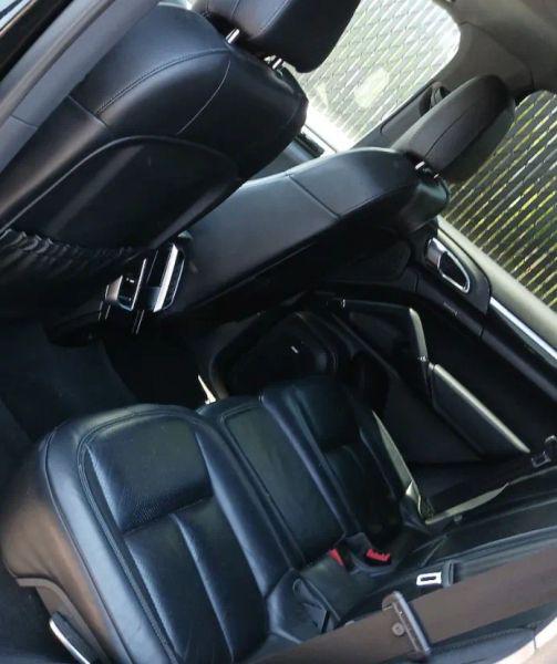 2017 Porsche Cayenne Base
