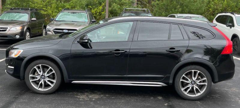 2016 Volvo V60 Cross Country T5