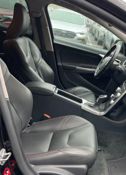 2016 Volvo V60 Cross Country T5
