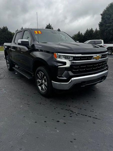 2023 Chevrolet Silverado 1500 4WD Crew Cab Short Bed LT with 2FL