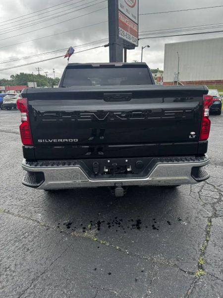 2023 Chevrolet Silverado 1500 4WD Crew Cab Short Bed LT with 2FL