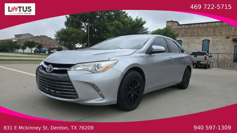 2016 Toyota Camry LE for sale in Denton, TX