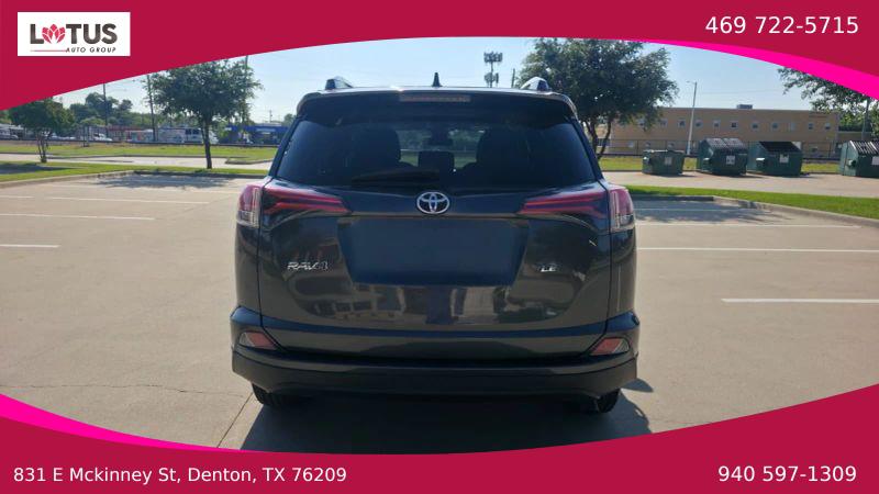 2018 Toyota RAV4 LE