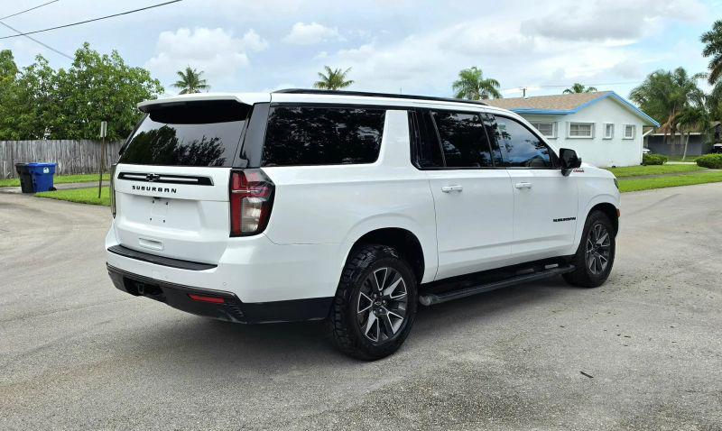 2021 Chevrolet Suburban 4WD Z71