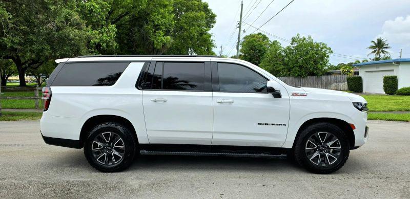 2021 Chevrolet Suburban 4WD Z71