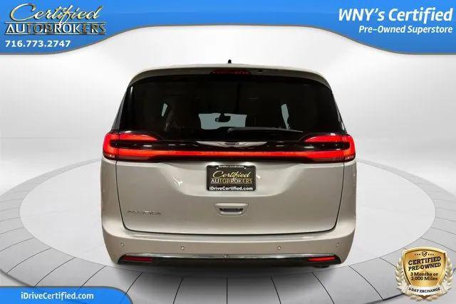 2024 Chrysler Pacifica Touring L
