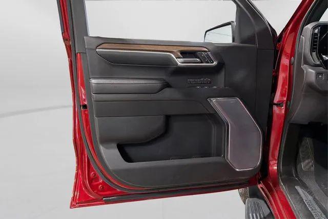 2023 Chevrolet Silverado 1500 4WD Crew Cab Short Bed High Country