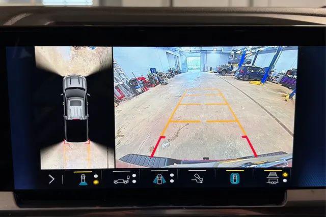 2023 Chevrolet Silverado 1500 4WD Crew Cab Short Bed High Country