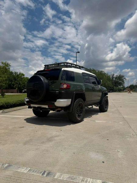 2010 Toyota FJ Cruiser Base