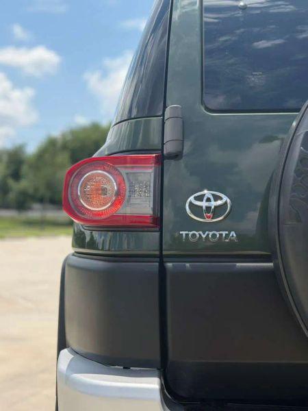 2010 Toyota FJ Cruiser Base