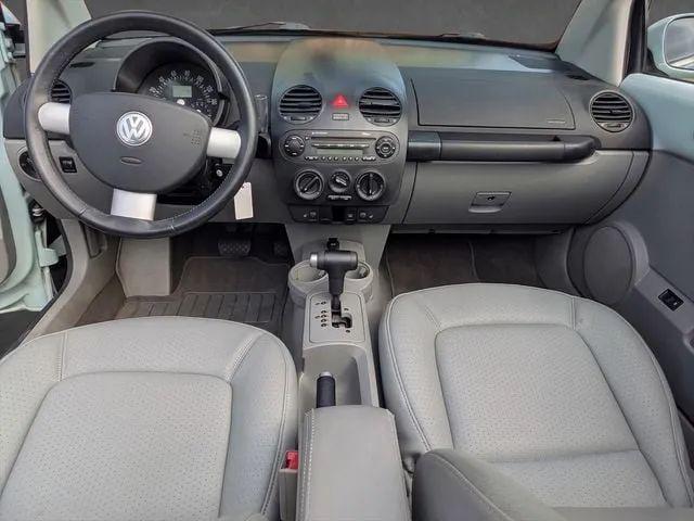 2005 Volkswagen New Beetle GLS