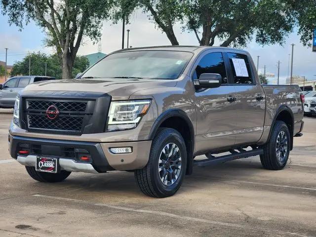 2024 Nissan Titan Crew Cab PRO-4X 4x4