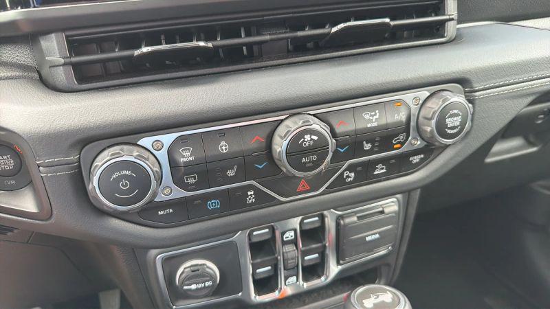 2024 Jeep Wrangler 4xe Sahara 4xe