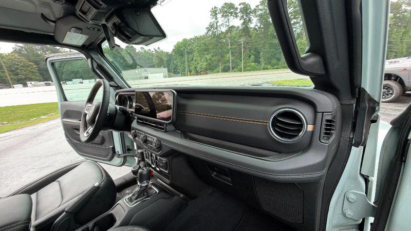2024 Jeep Wrangler 4xe Sahara 4xe