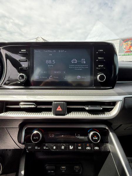 2022 Kia K5 LXS