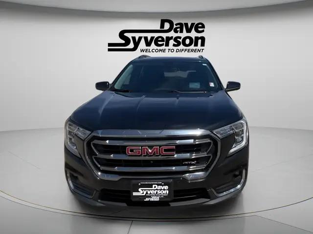 2024 GMC Terrain AT4
