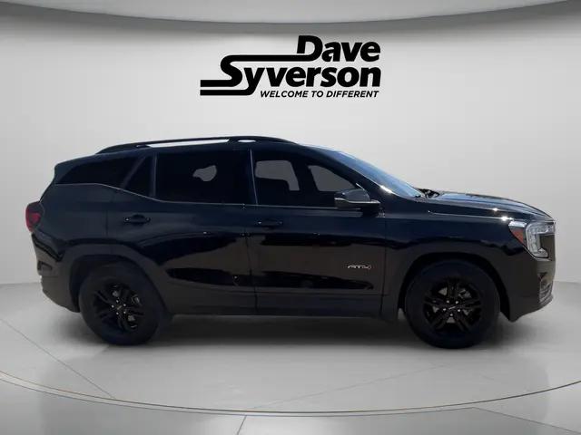 2024 GMC Terrain AT4