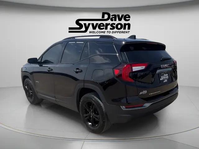 2024 GMC Terrain AT4