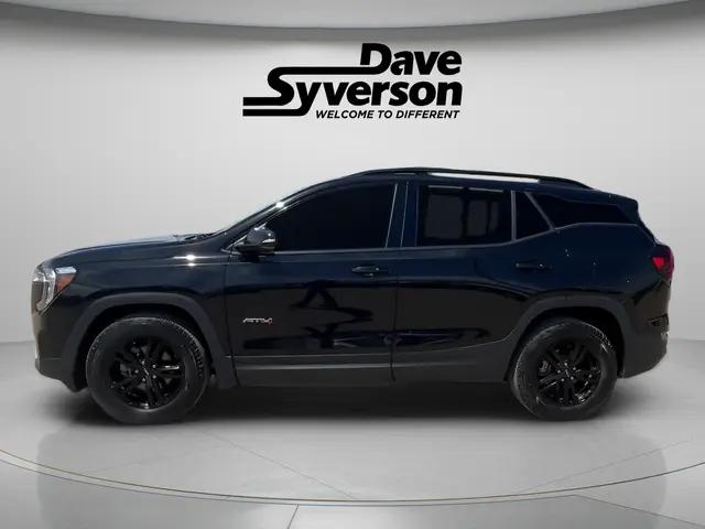 2024 GMC Terrain AT4