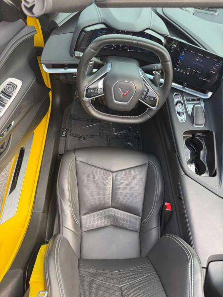 2022 Chevrolet Corvette Stingray RWD Convertible 2LT