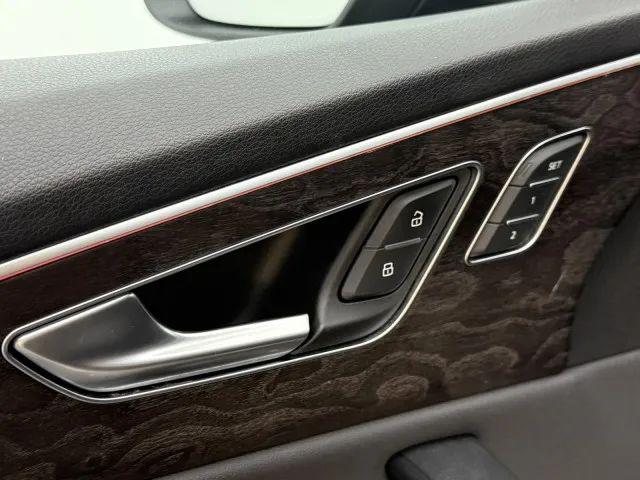 2019 Audi Q8 55 Premium