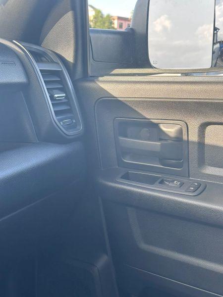 2022 Ram 2500 Tradesman Crew Cab 4x4 8' Box