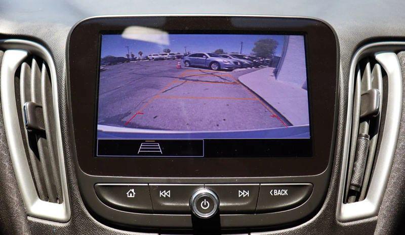 2022 Chevrolet Malibu FWD LT