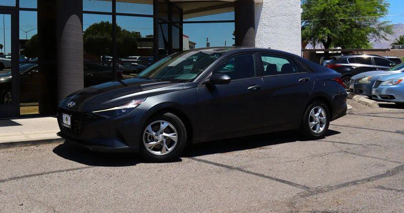 2021 Hyundai Elantra SE