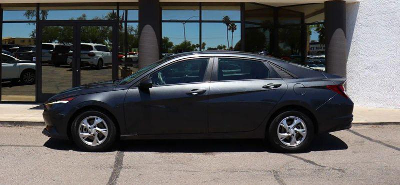 2021 Hyundai Elantra SE
