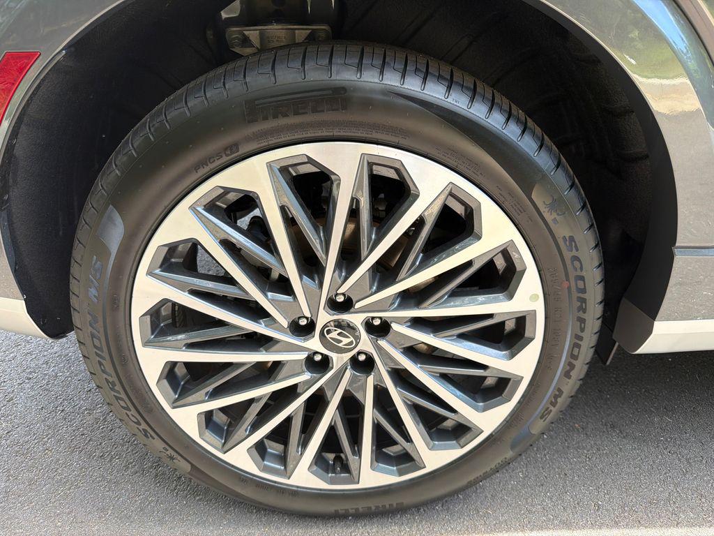 New 2026 Gray Pearl HYUNDAI Calligraphy image 18