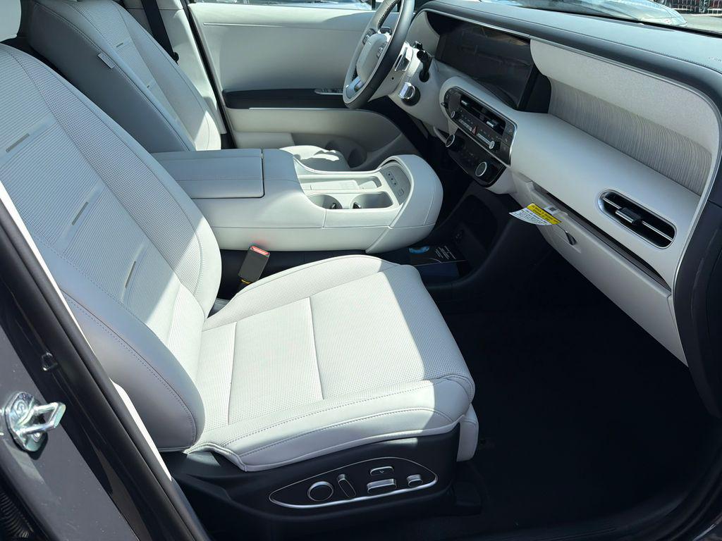 New 2026 Gray Pearl HYUNDAI Calligraphy image 14