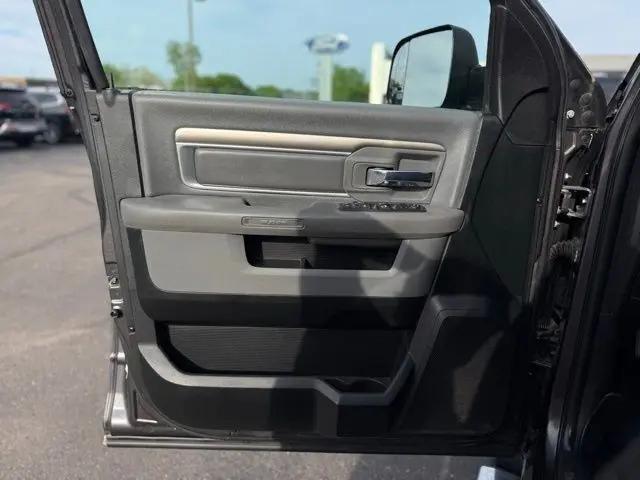 2017 Ram 1500 SLT