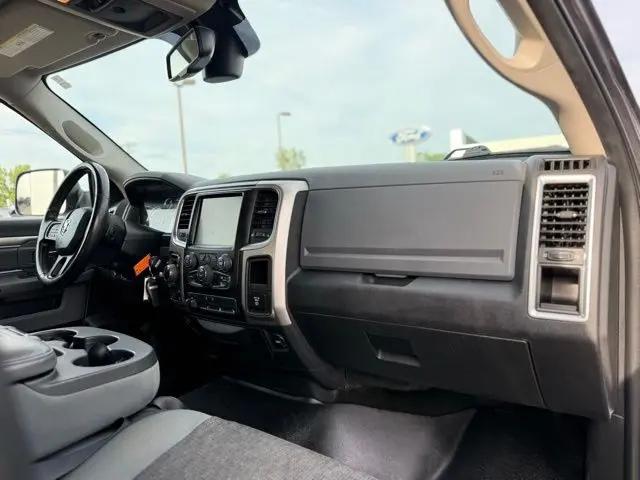 2017 Ram 1500 SLT