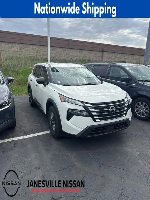 2024 Nissan Rogue S FWD for sale in Janesville, WI