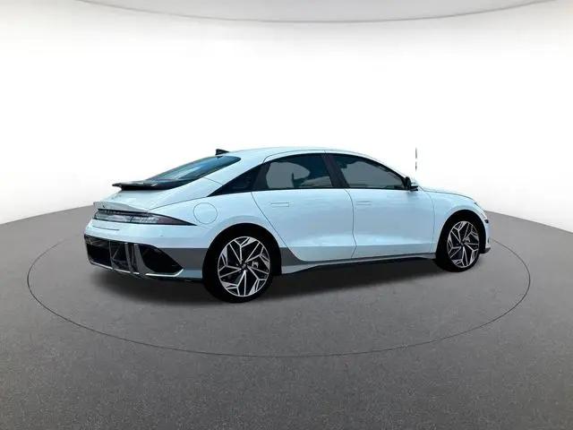2025 Hyundai IONIQ 6 SEL