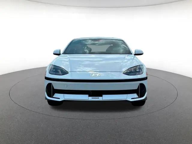 2025 Hyundai IONIQ 6 SEL