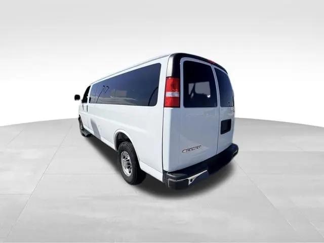 2025 Chevrolet Express Passenger RWD 3500 Extended Wheelbase LT