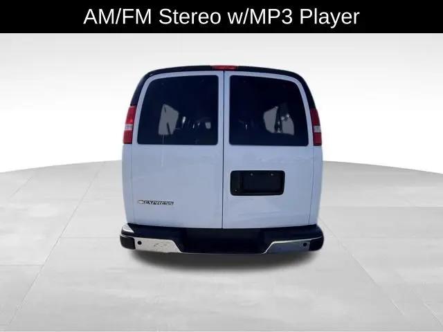 2025 Chevrolet Express Passenger RWD 3500 Extended Wheelbase LT