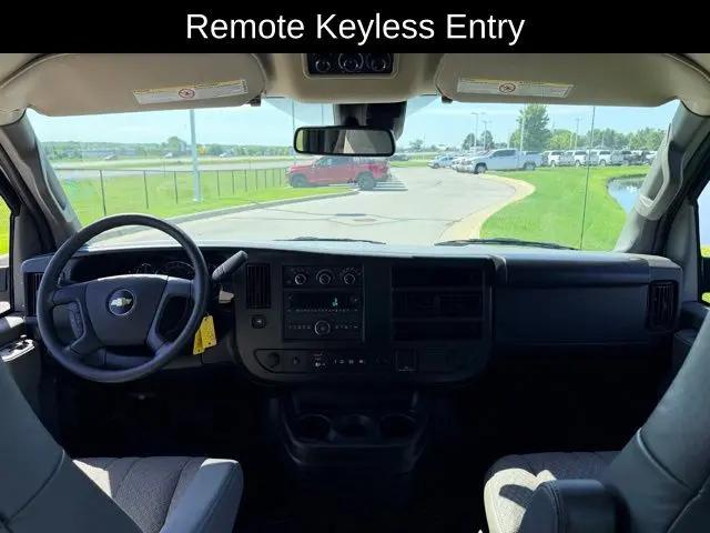 2025 Chevrolet Express Passenger RWD 3500 Extended Wheelbase LT