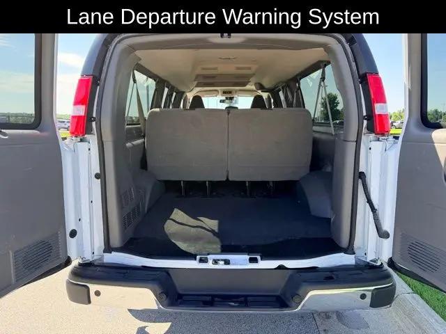 2025 Chevrolet Express Passenger RWD 3500 Extended Wheelbase LT