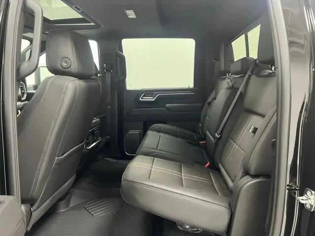 2026 Chevrolet Silverado 3500HD Crew Cab, Standard Bed, High Country, 4WD
