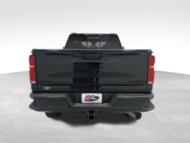2026 Chevrolet Silverado 3500HD Crew Cab, Standard Bed, High Country, 4WD