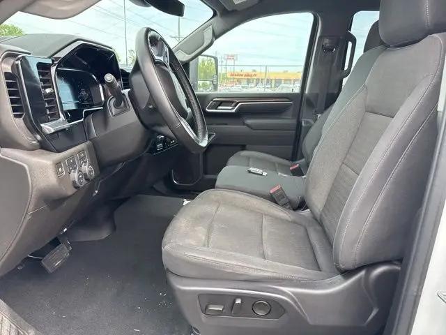 2025 Chevrolet Silverado 2500HD 4WD Crew Cab Standard Bed LT
