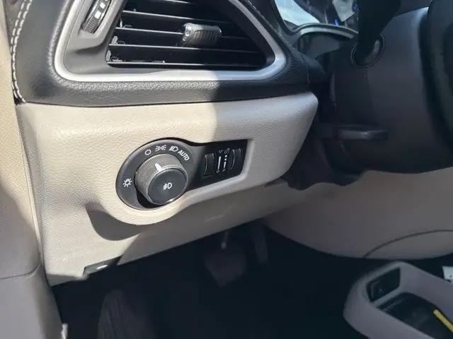 2023 Chrysler Pacifica Touring L AWD