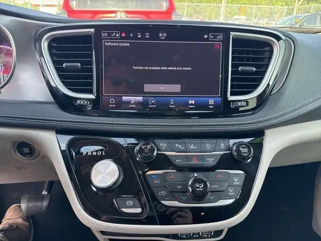 2023 Chrysler Pacifica Touring L AWD