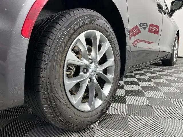 2023 Chrysler Pacifica Touring L AWD