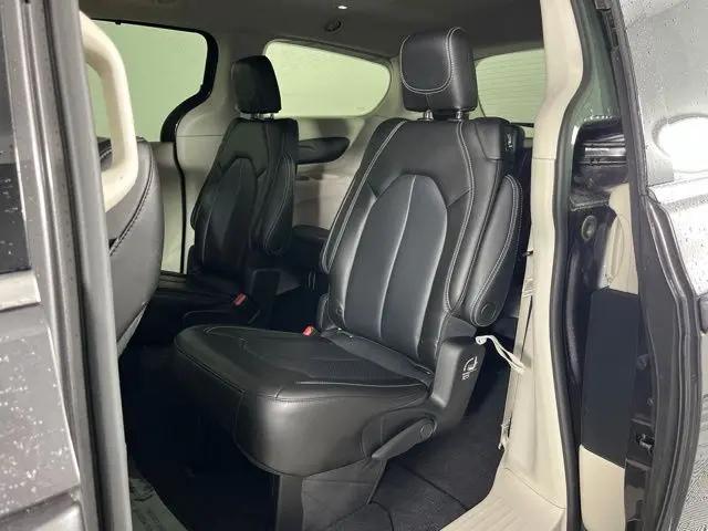 2023 Chrysler Pacifica Touring L AWD