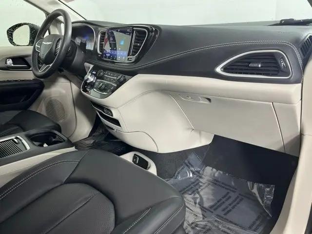 2023 Chrysler Pacifica Touring L AWD