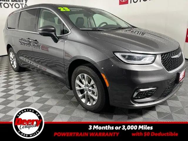 2023 Chrysler Pacifica Touring L AWD for sale in Cedar Falls, IA