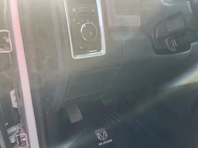 2017 Ram 1500 Big Horn Crew Cab 4x2 5'7" Box